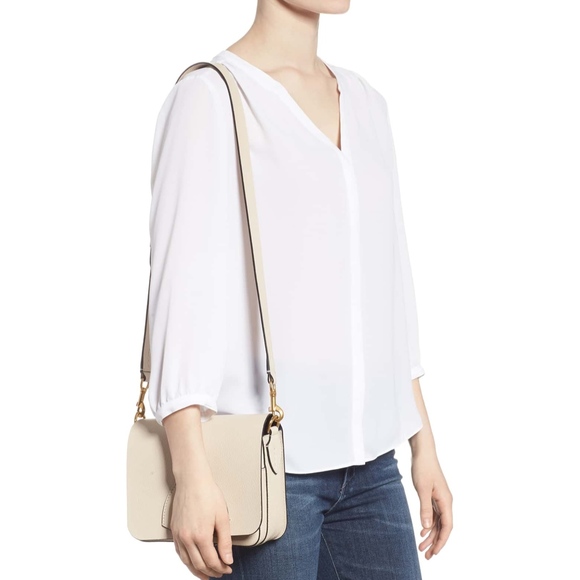New Authentic BURBERRY Square Leather Shoulder Bag - Picture 1 of 11
